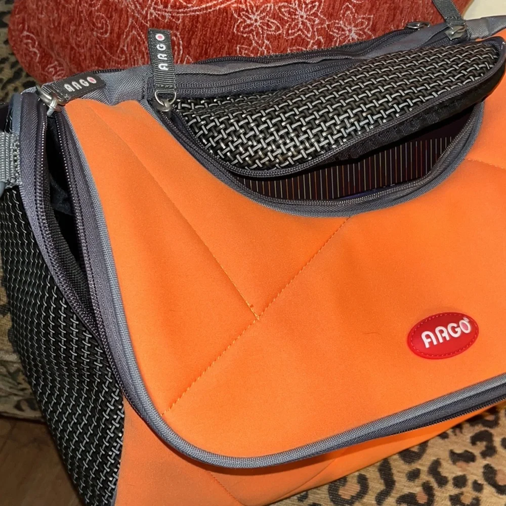 🐶 ✈️ … 🧡 ARGO x Take Flight Vibes 🧡… ✈️🐶